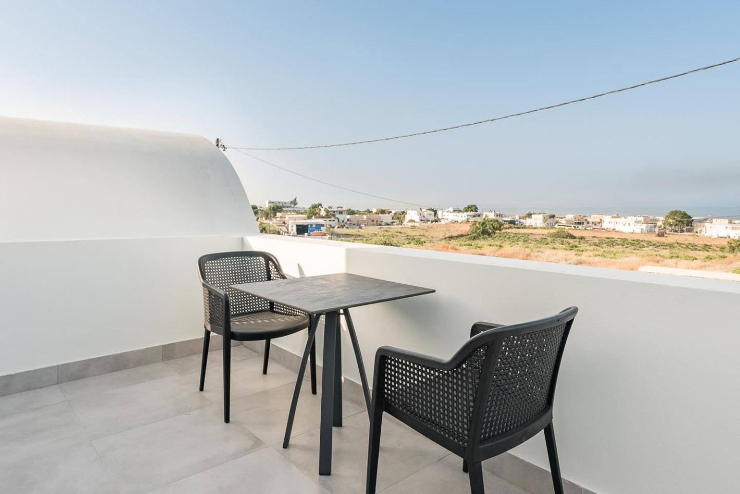 Karat Suites Vóthon Buitenkant foto